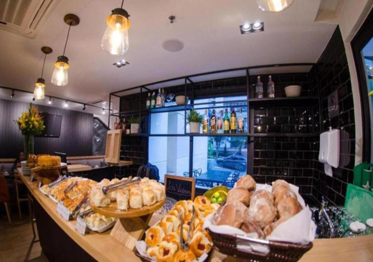 Căn hộ Flat 4 Estrelas Prox Av Paulista, Hc, Convencoes Reboucas, Metro, Bares Nos Jardins *