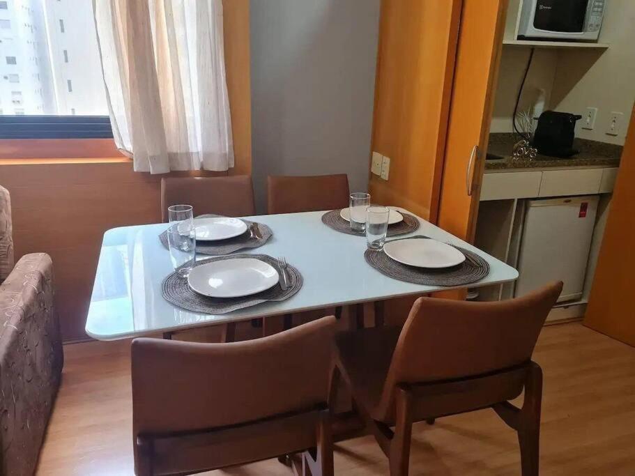 Flat 4 Estrelas Prox Av Paulista, Hc, Convencoes Reboucas, Metro, Bares Nos Jardins Căn hộ São Paulo