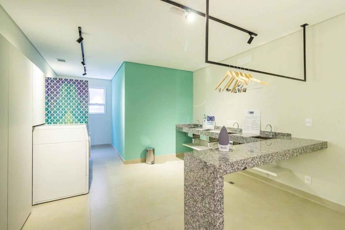 Espacoso Apartamento No Bras C/ Piscina/metro Bras * Sao Paulo