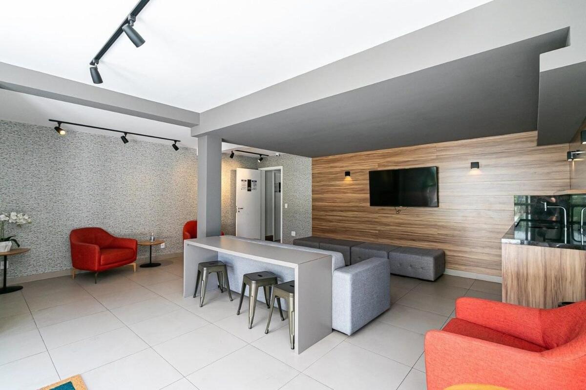 Novo E Rustico Studio No Centro-sp/metro Luz Apartment