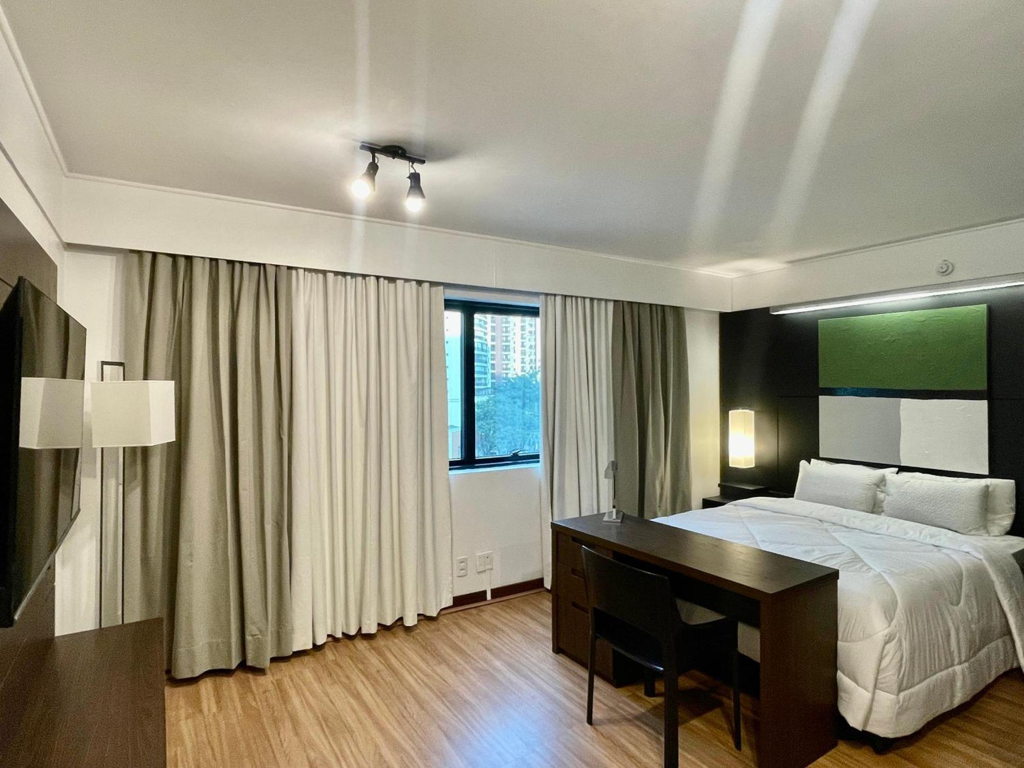 Flat Executivo No Mel. Ibirapuera Com Piscina, Vaga E Limpeza Apartment Sao Paulo