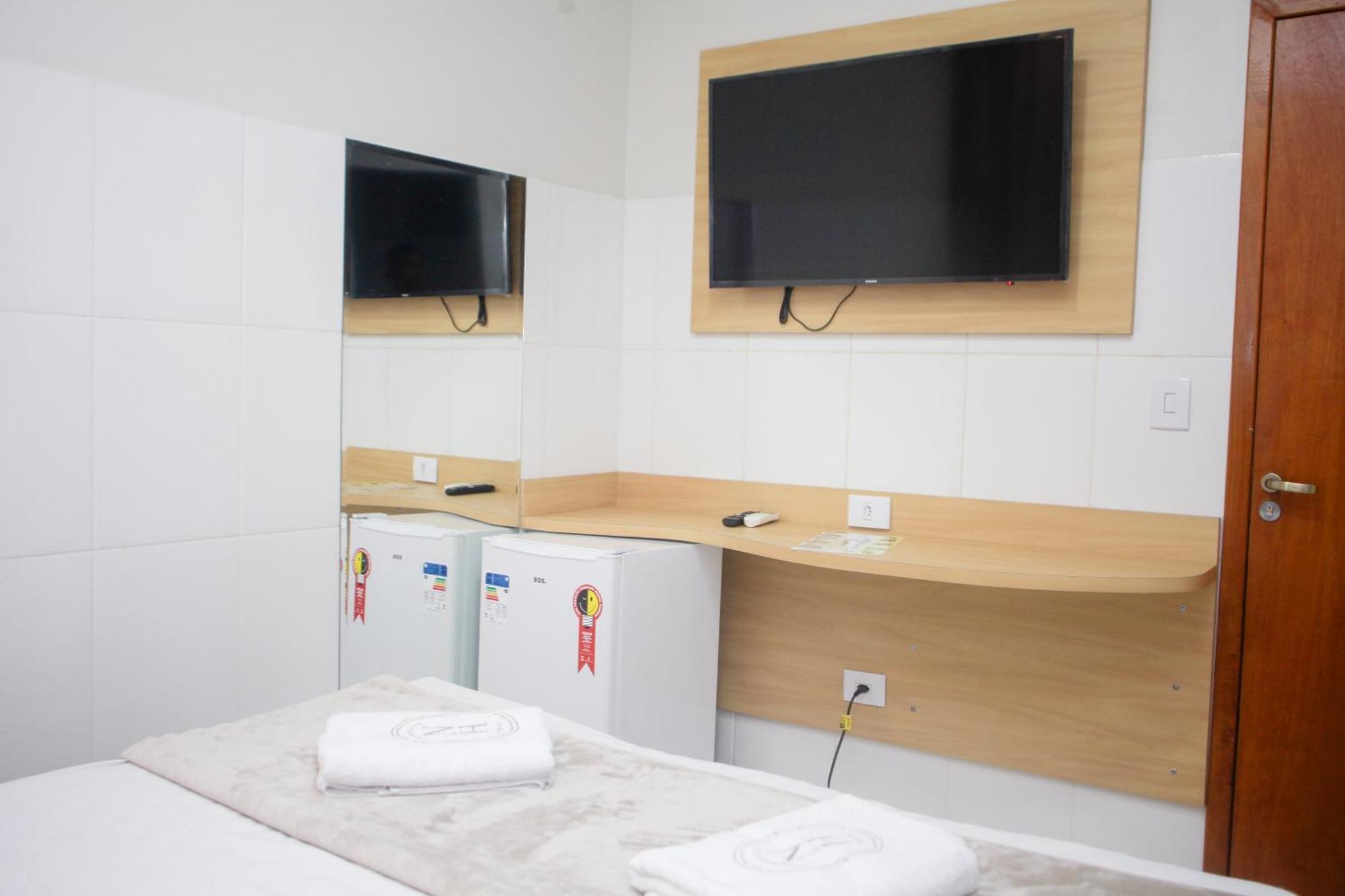Hotel New House