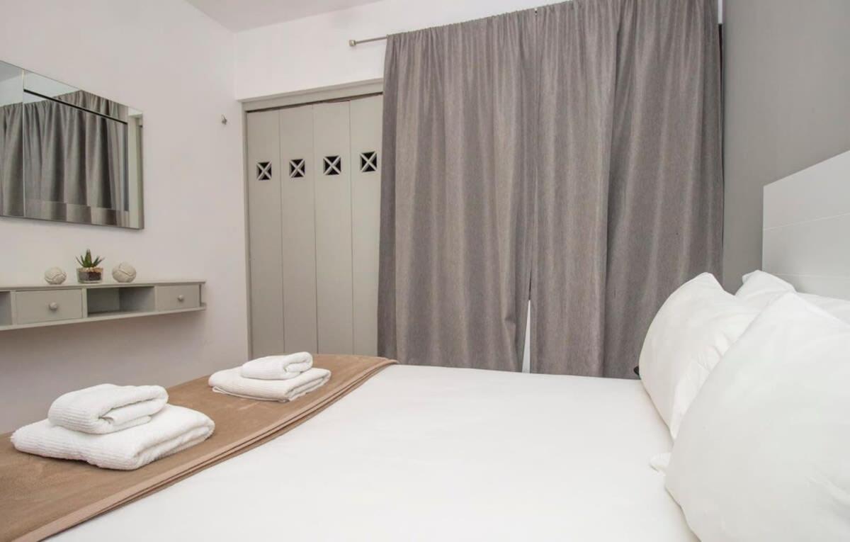 Rumah liburan Bhomy Nova Conceicao Prox Ibirapuera Pl14 *