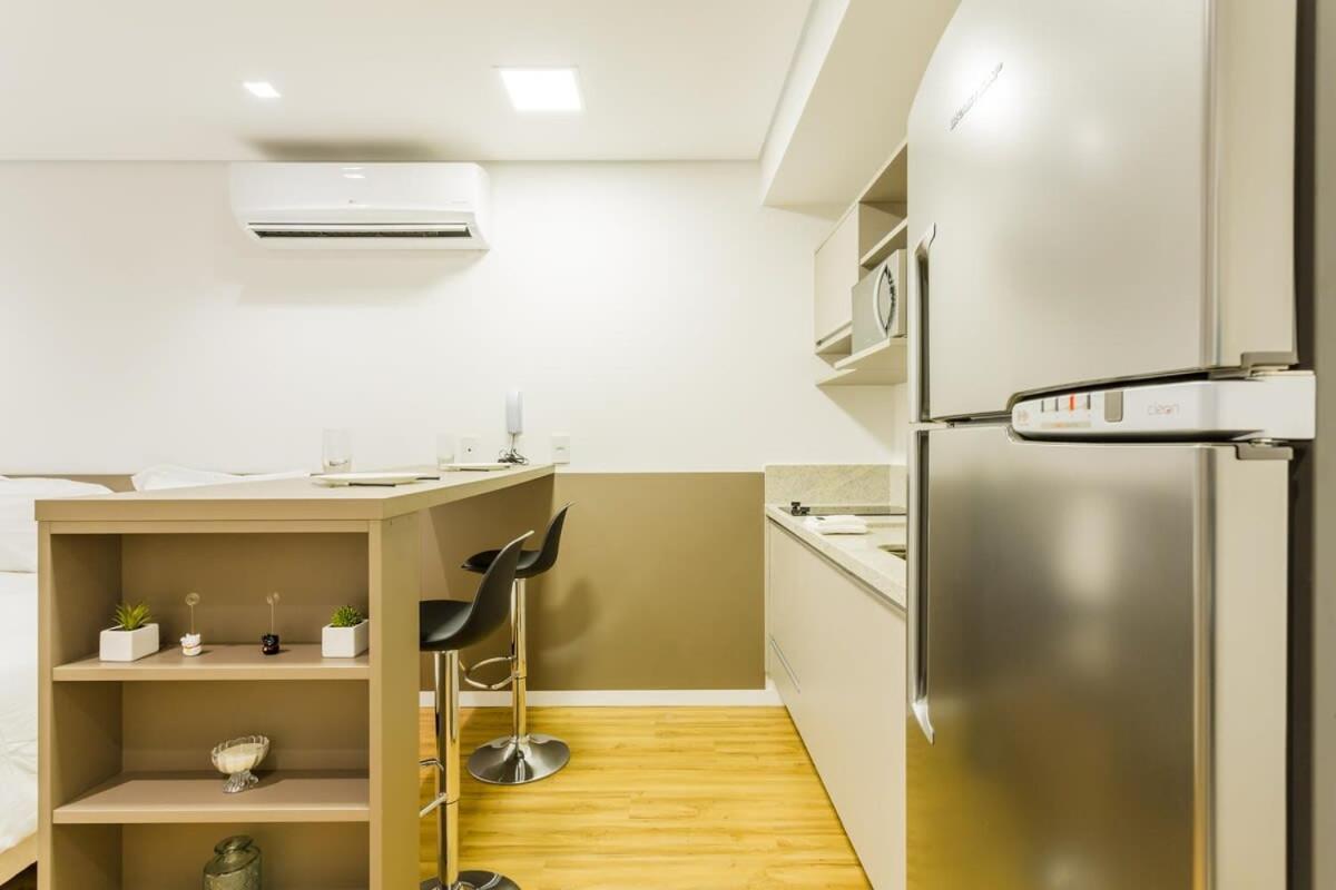 Redecorado No Bela Vista Com Sacada E Lazer Apm1205 Sao Paulo