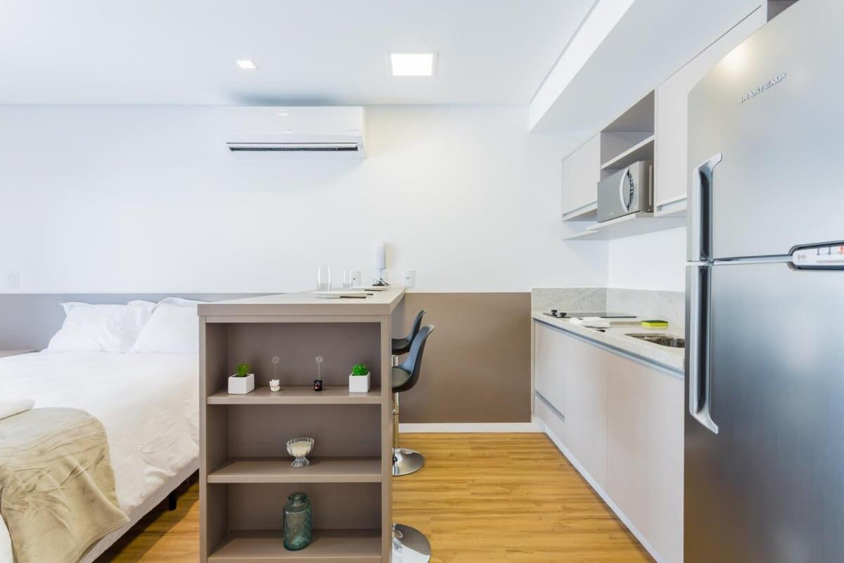 Apartment Redecorado No Bela Vista Com Sacada E Lazer Apm1205