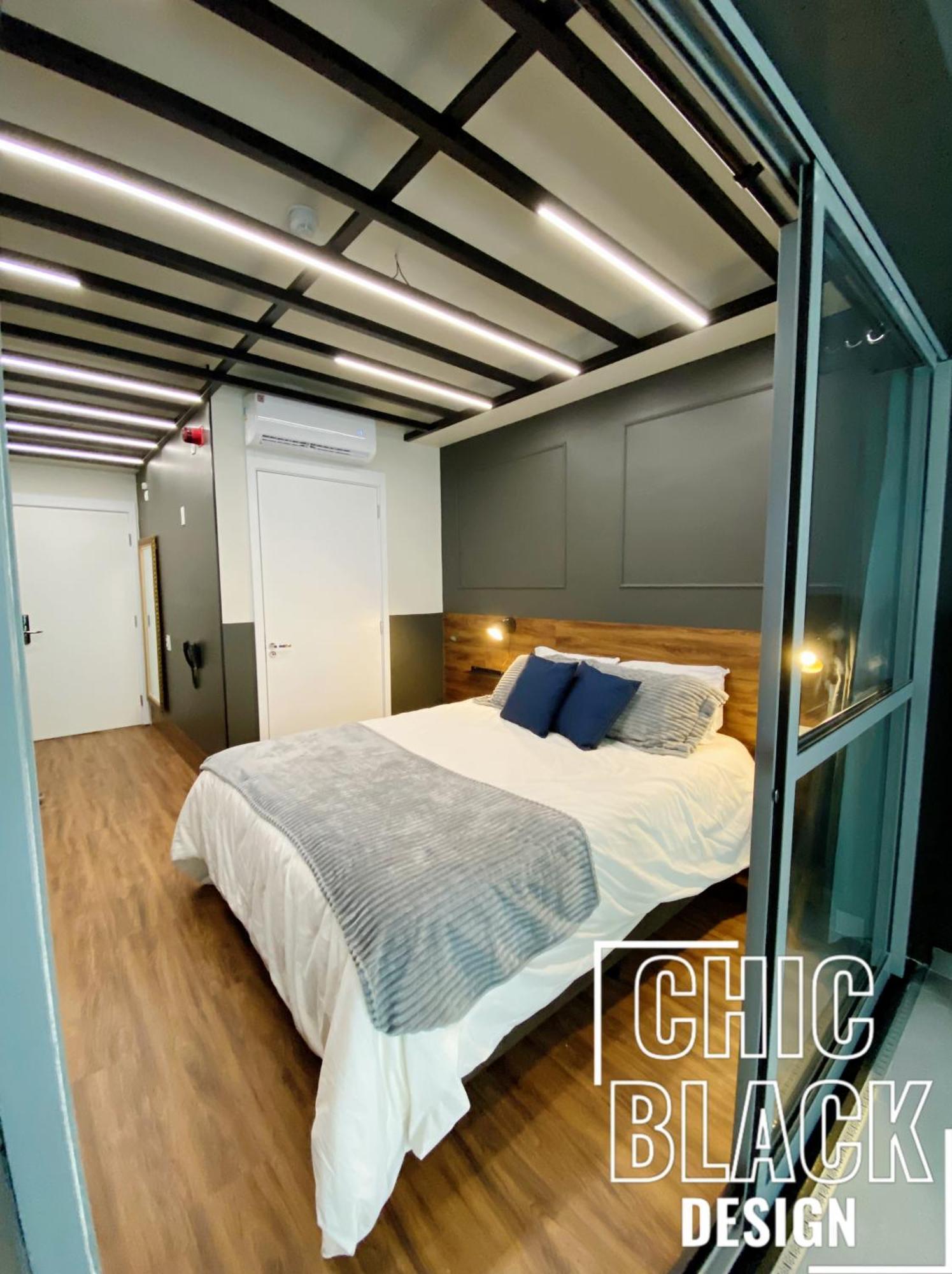 Apartment Chic Black Design - Zpinheiros