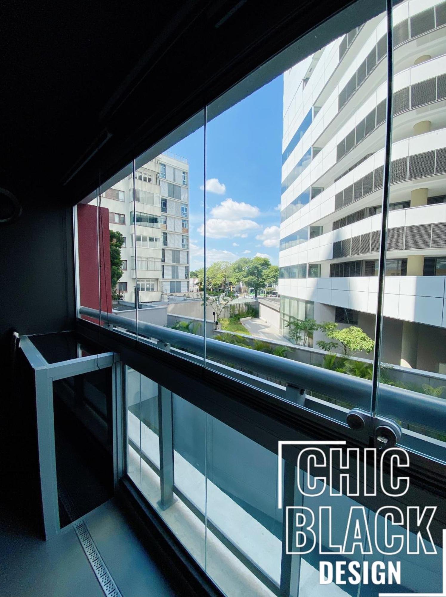 Chic Black Design - Zpinheiros