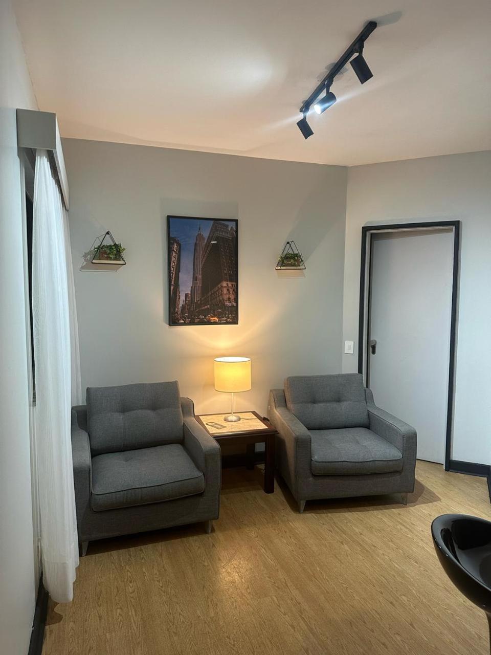Apartment Flat Service E Sala E Garagem *