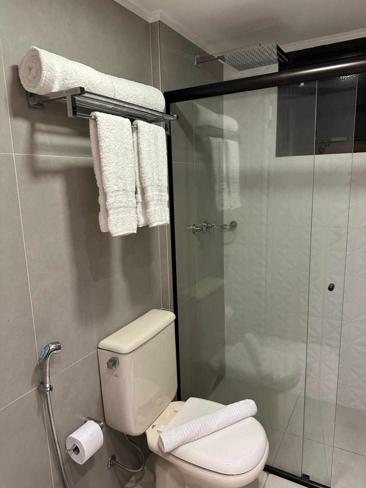 Apartment Flat Service E Sala E Garagem *