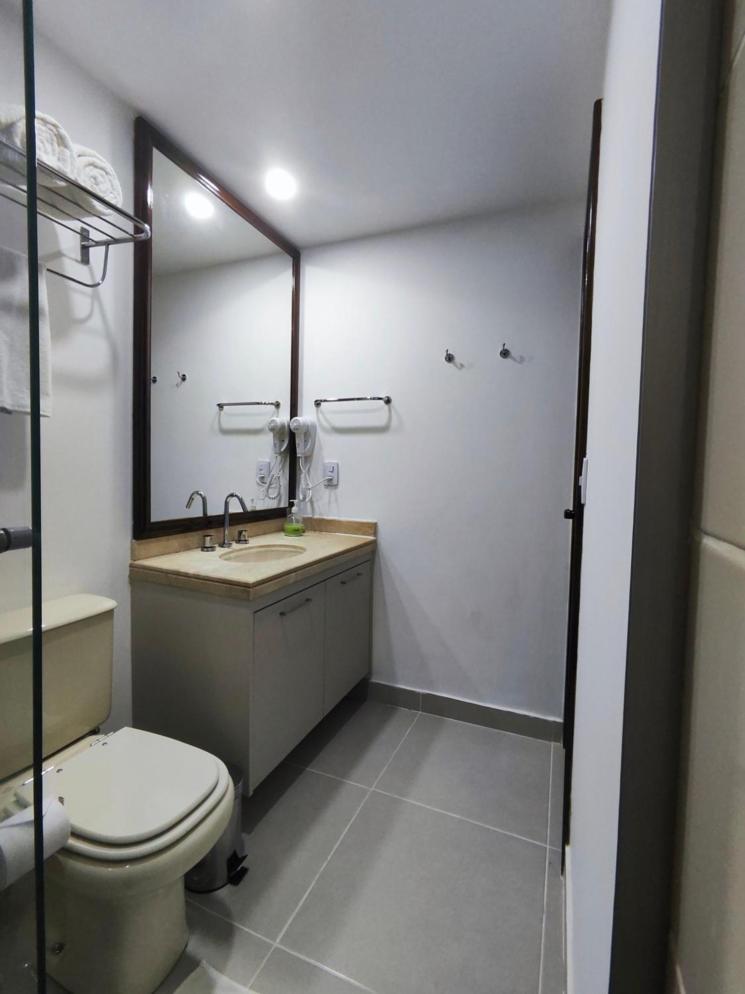 Book A Flat Jardins Hotel *