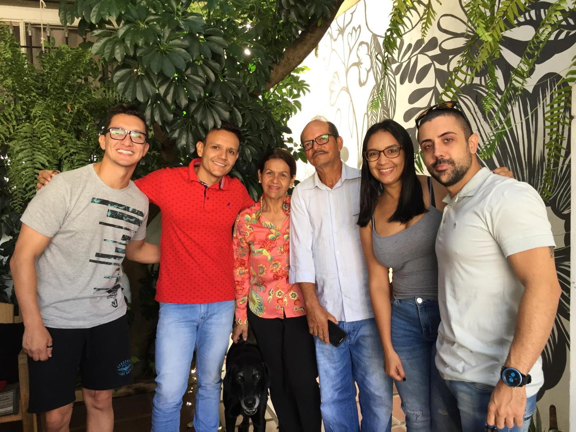 Albergue Family Consulado Americano