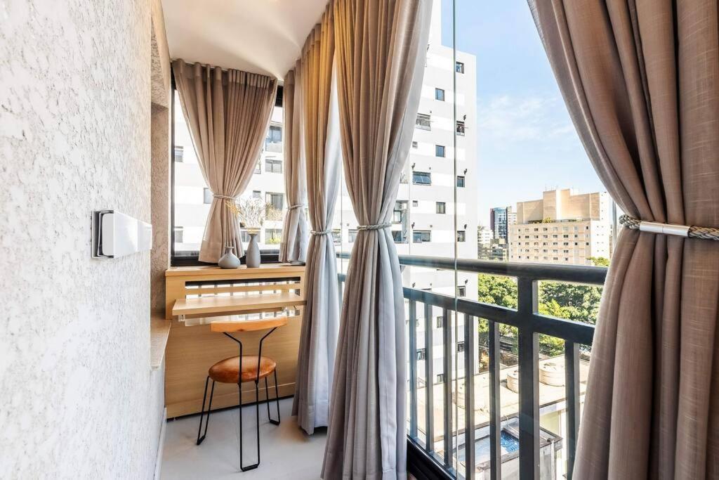 Daire Pinheiros - Vista Praca Benedito Calixto *