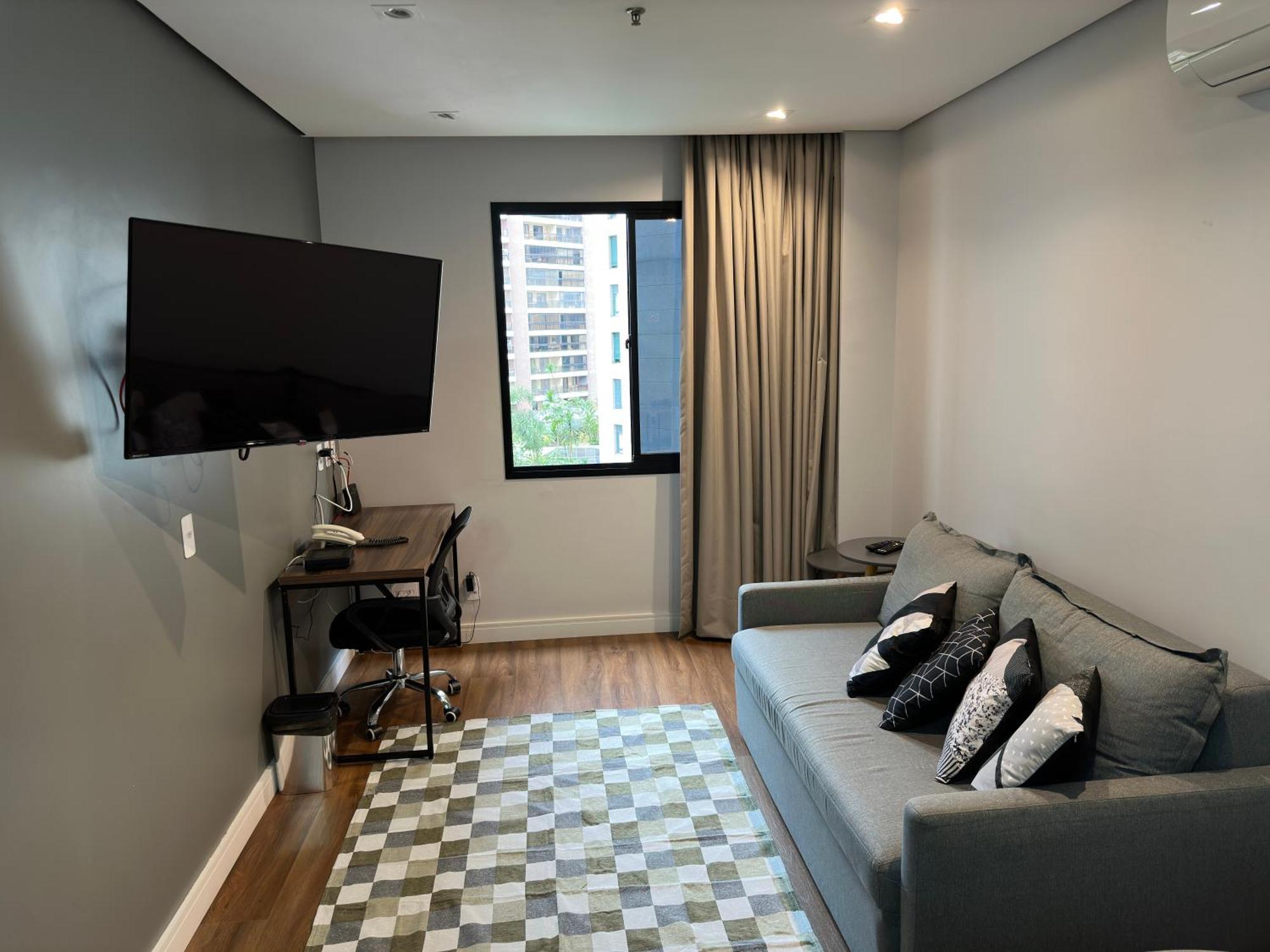 Flat- Timesquare - Sala E Coz - Moema