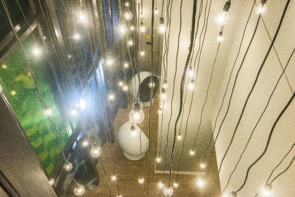 Daire Studio Lindo Com Garagem