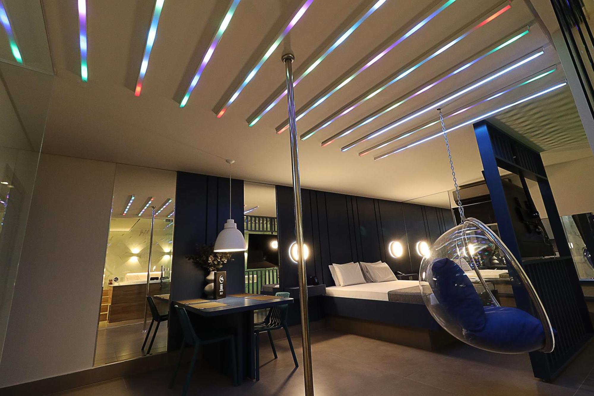 Mood Love hotel