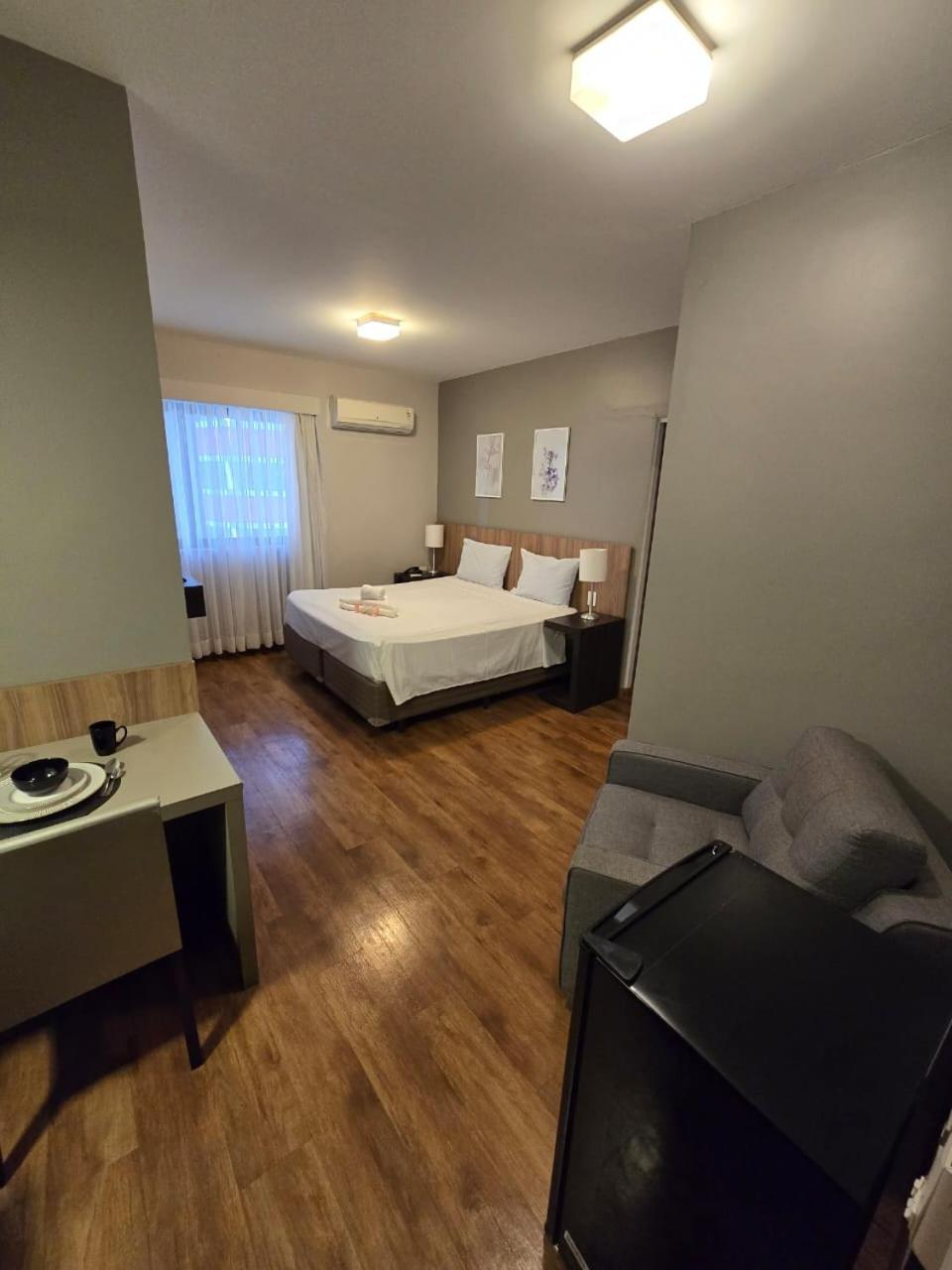 La Paulista - Flat 806 - Service + Academia + Piscina + Prox. Paulista Apartment