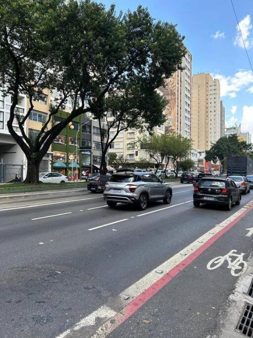 Lindo Ao Lado Da Av Paulista Apartemen Sao Paulo