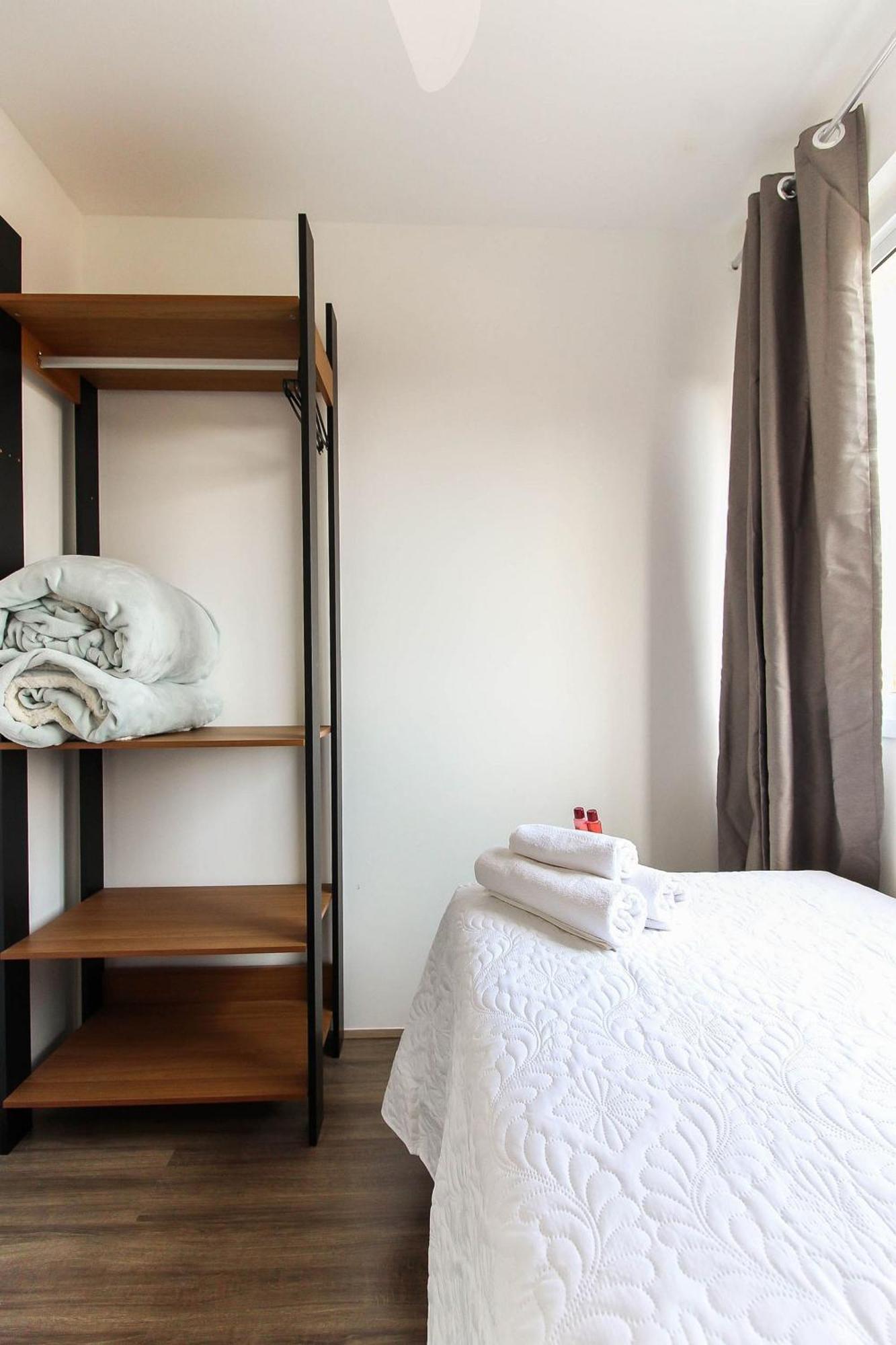 Apartamento Bl911 - Apto. Moderno Ao Lado Do Metro *