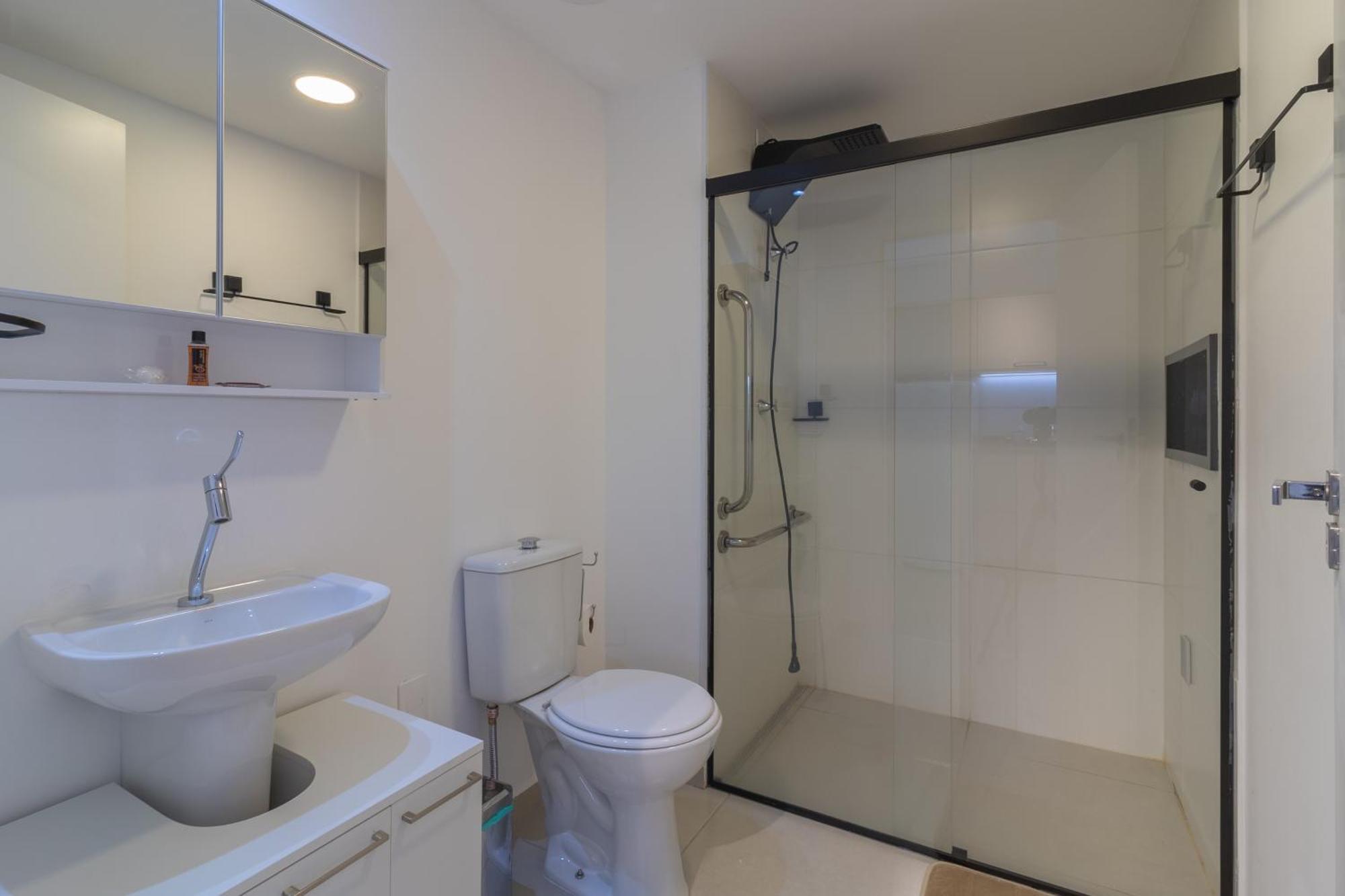 Flat Novissimo A 200m Do Metro Madalena Apartemen