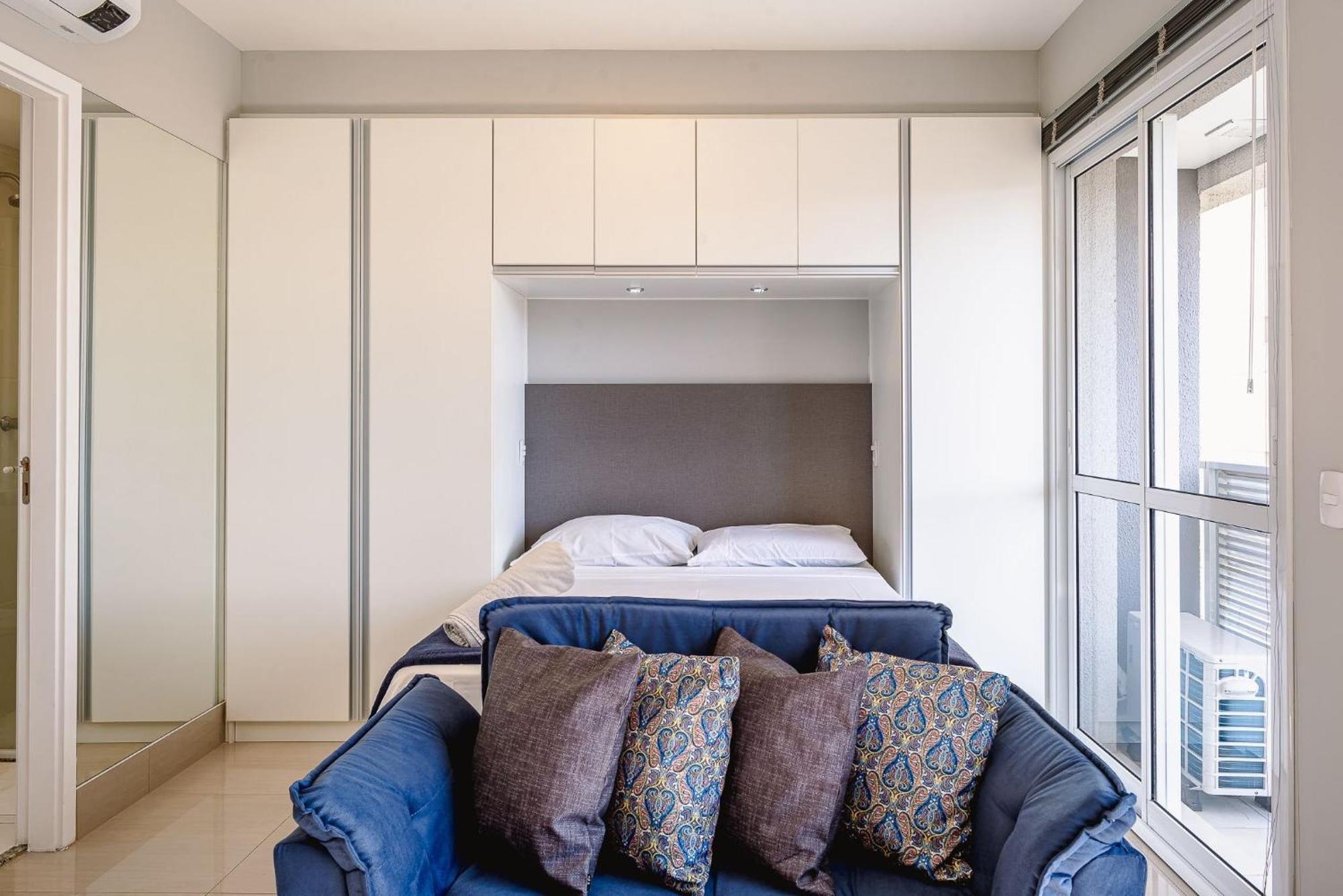 Com Varanda + Vaga De Garagem + Ar Cond. Apartemen *