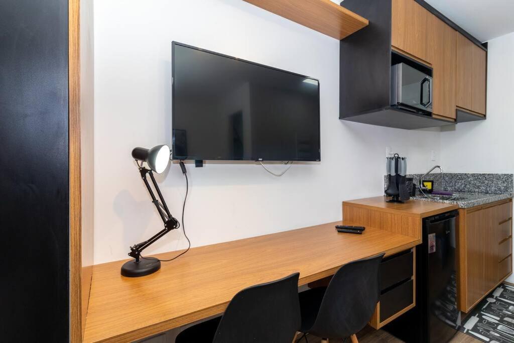 Loft Novinho, Ar Condicionado, Ha 200m Do Metro Bras Apartemen