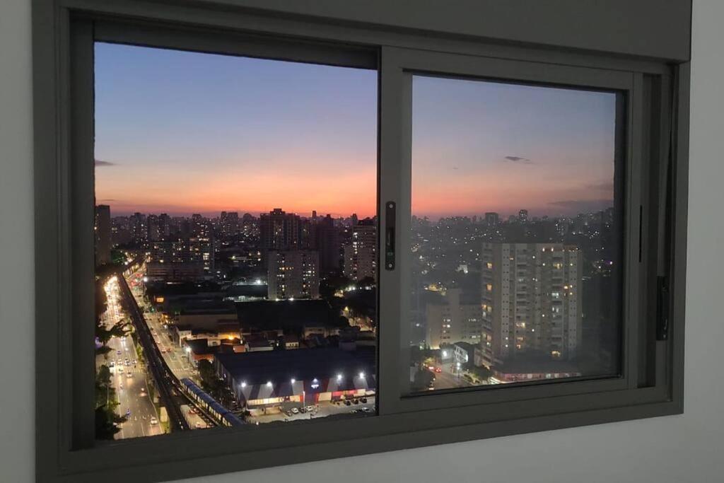 Apto Ao Lado Do Metro De Sp *