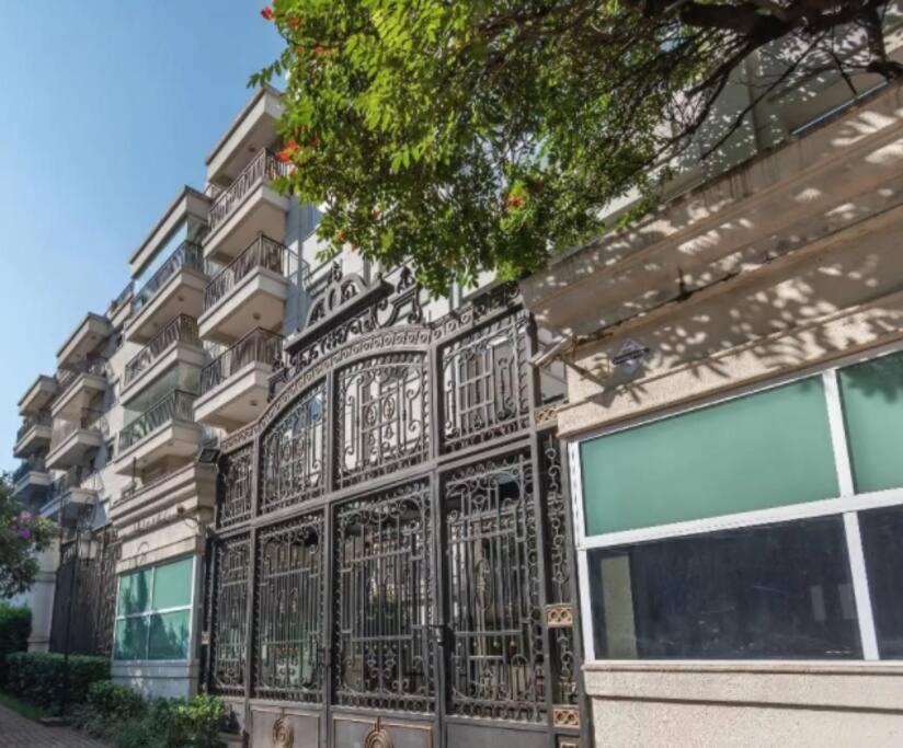 1065 Em Frente Ao Hospital Einstein Apartment *