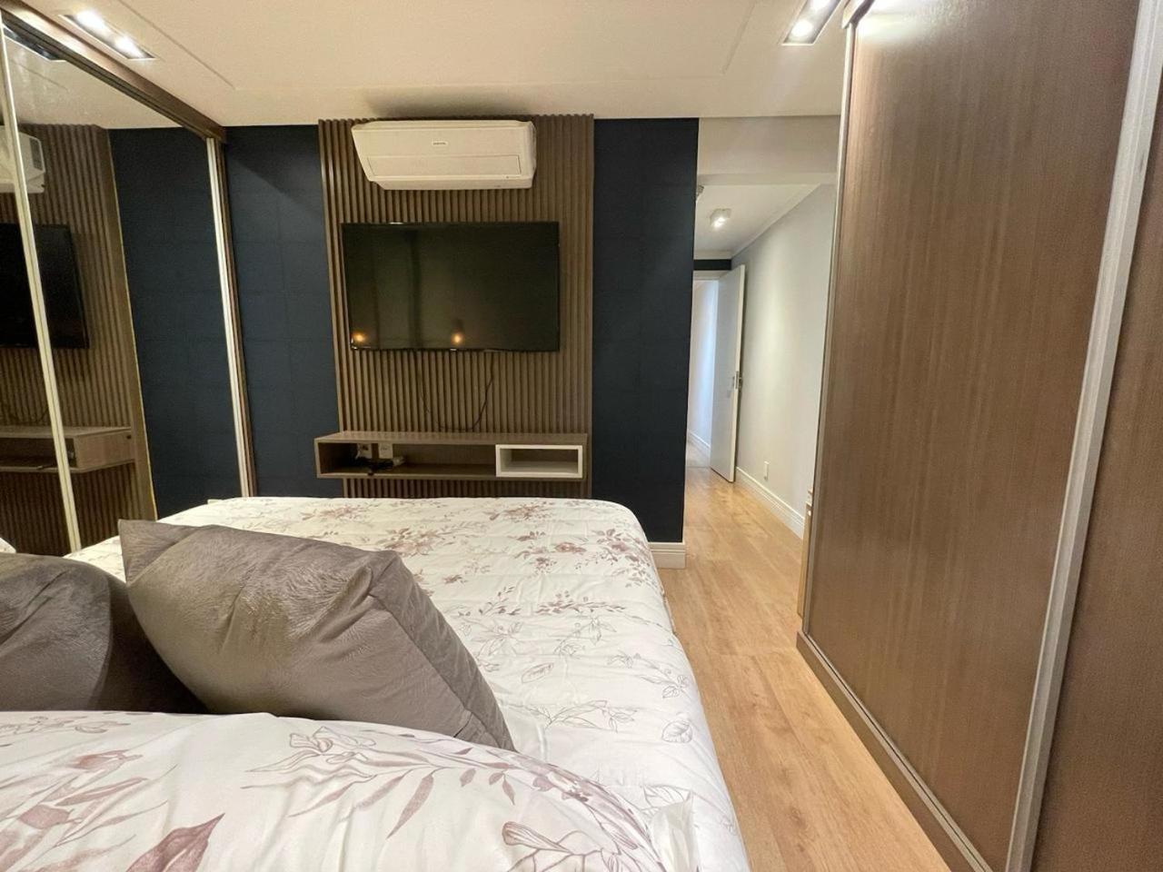 Linda Casa Com Piscina Em Villa *