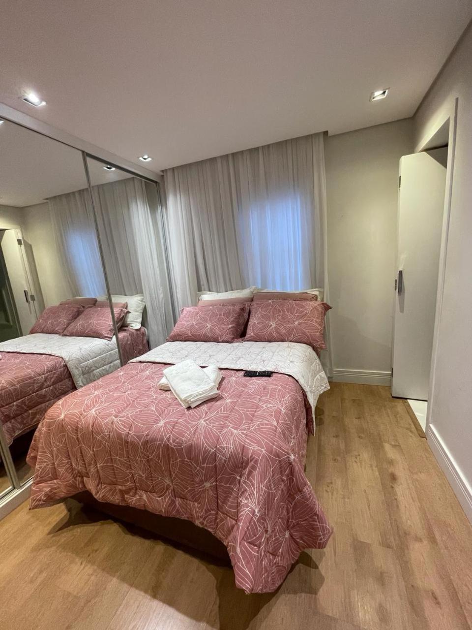 Linda Casa Com Piscina Em Sao Paulo