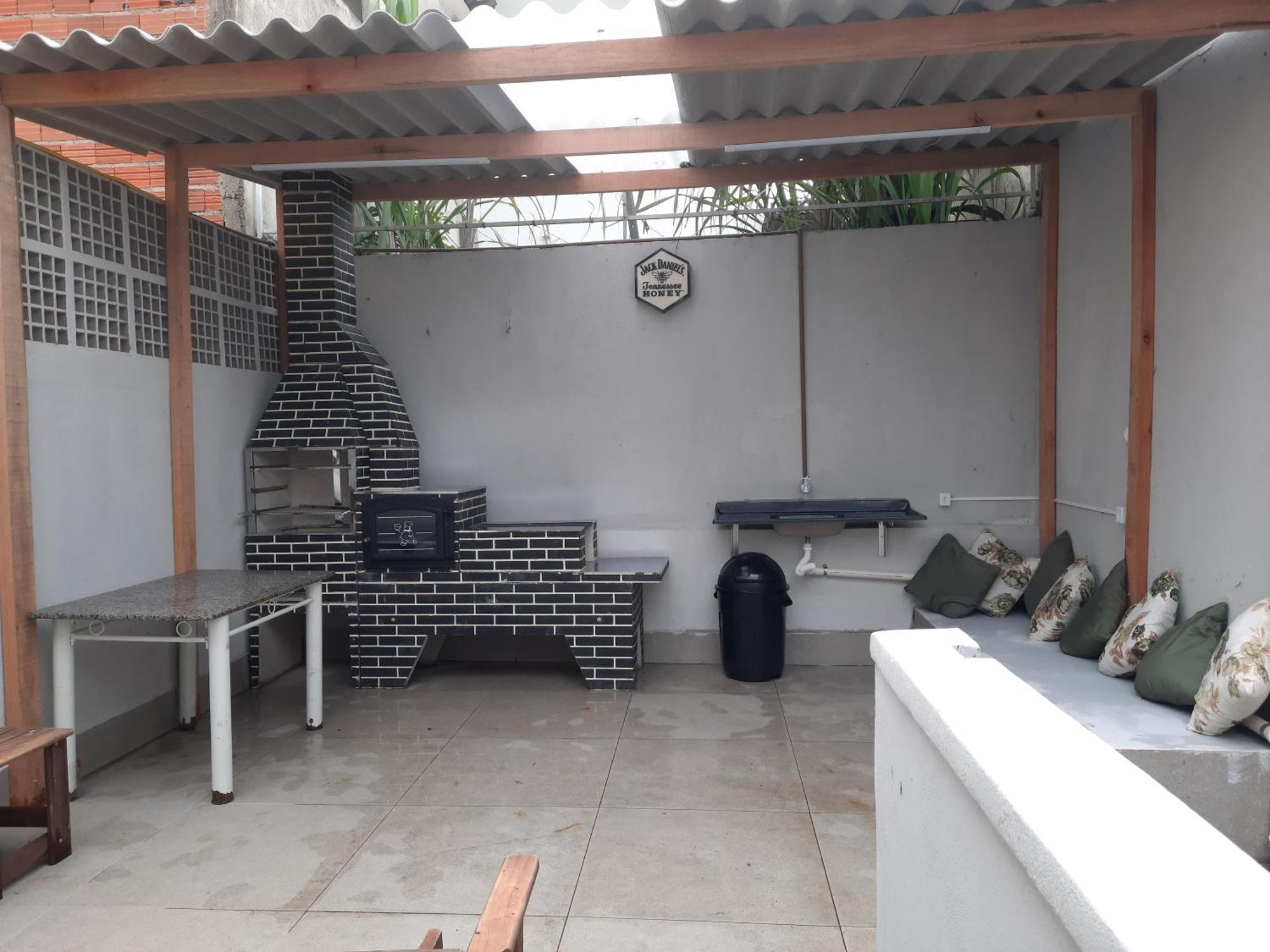 Da Vila, Casal Konukevi