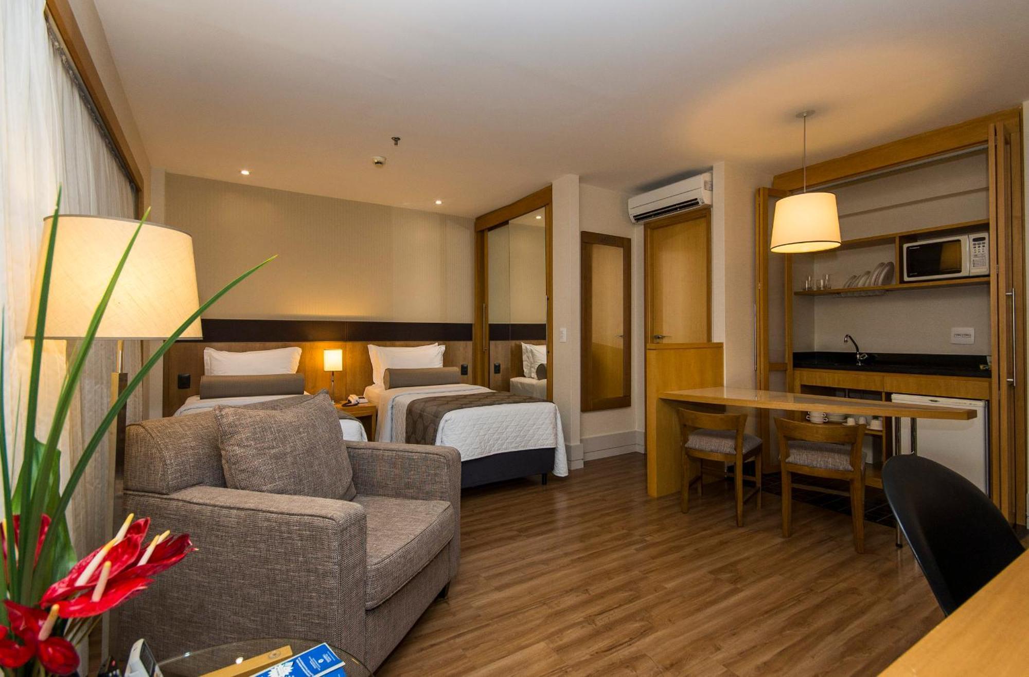 Hotel Transamerica Executive Faria Lima 4*