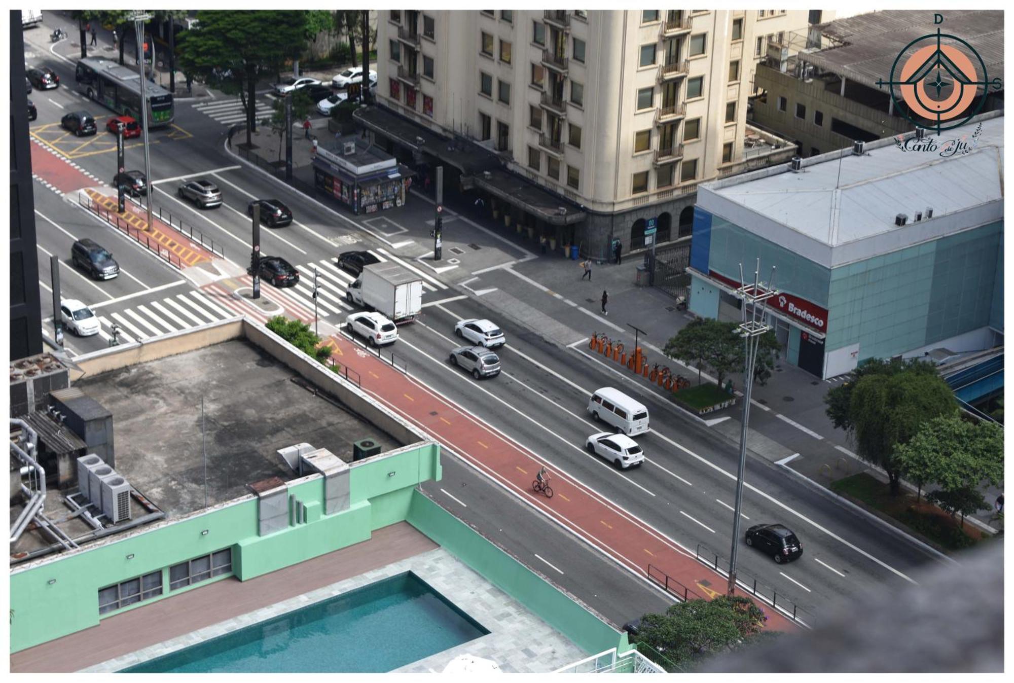 Avenida Paulista - Inteiro Na Mesma Avenida Paulista