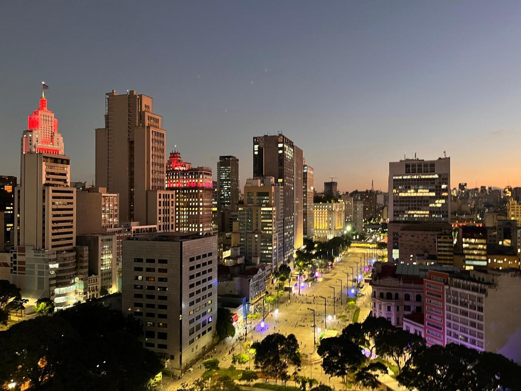 Alto 26-mirante Luxuoso Com Banheira No Centro Sp Apartment Sao Paulo