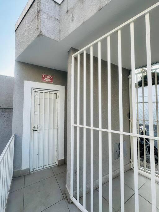 Apartamento Apto Mobiliado Horto Florestal 01 - 06 *