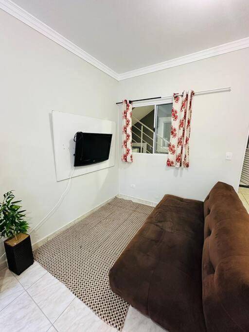 Apartamento Apto Mobiliado Horto Florestal 01 - 06 *