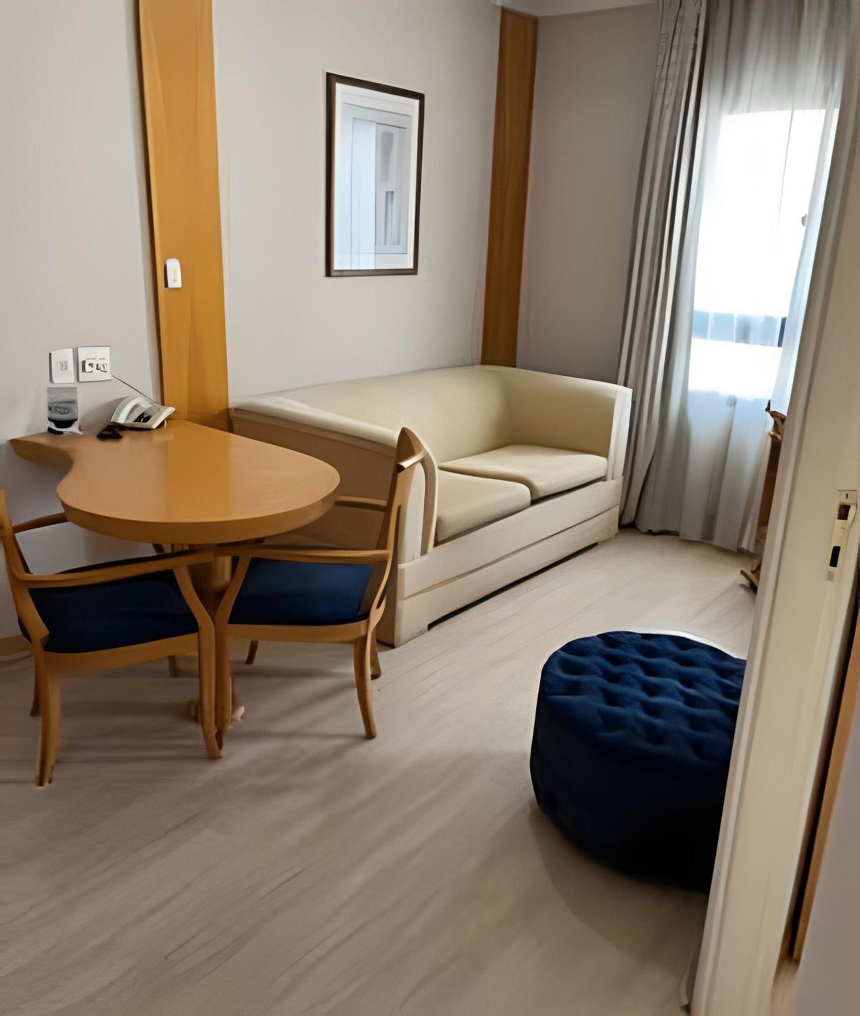 Flat Bem Localizado Na Regiao De Pinheiros! *