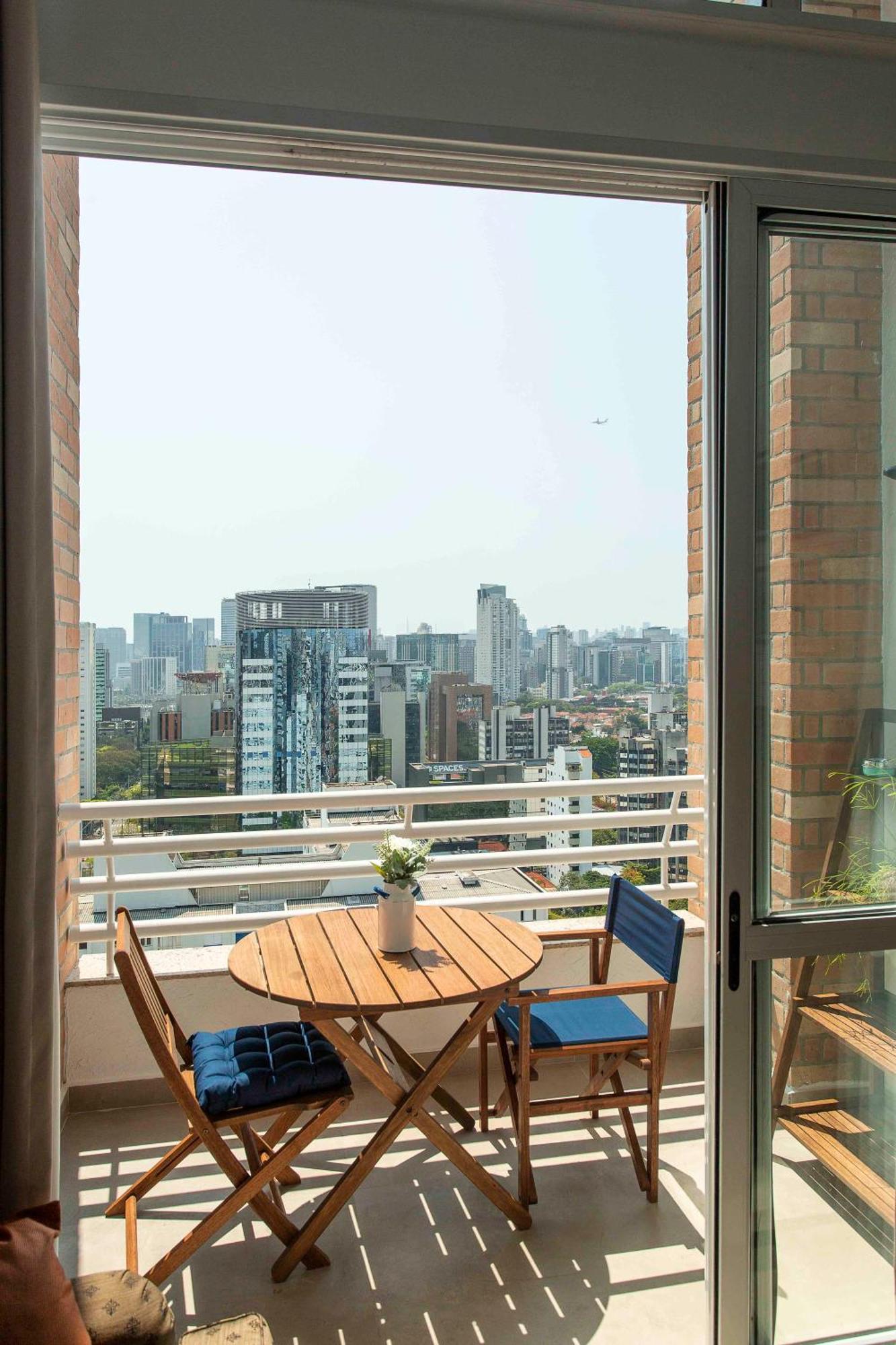 Grand Berrini Apartment