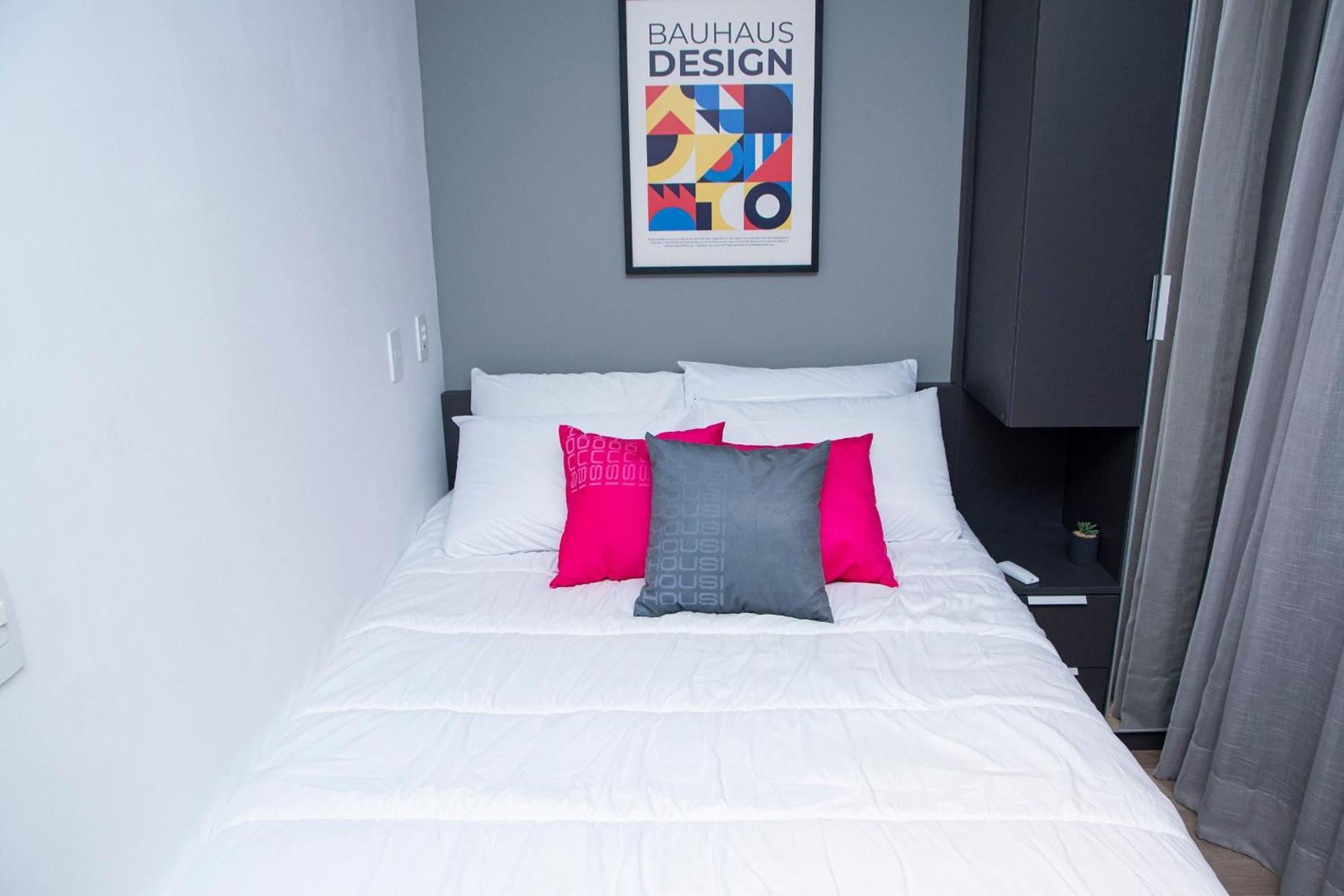 Apartemen Pamplona By Housi