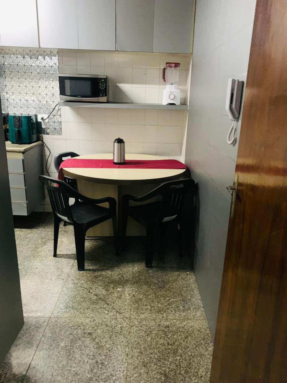 Apartment Bras, Rua Tiers, Ap Vautier, 7 Pessoas, 2 Quartos, Pe Na Feirinha Da Madrugada, Cozinha *