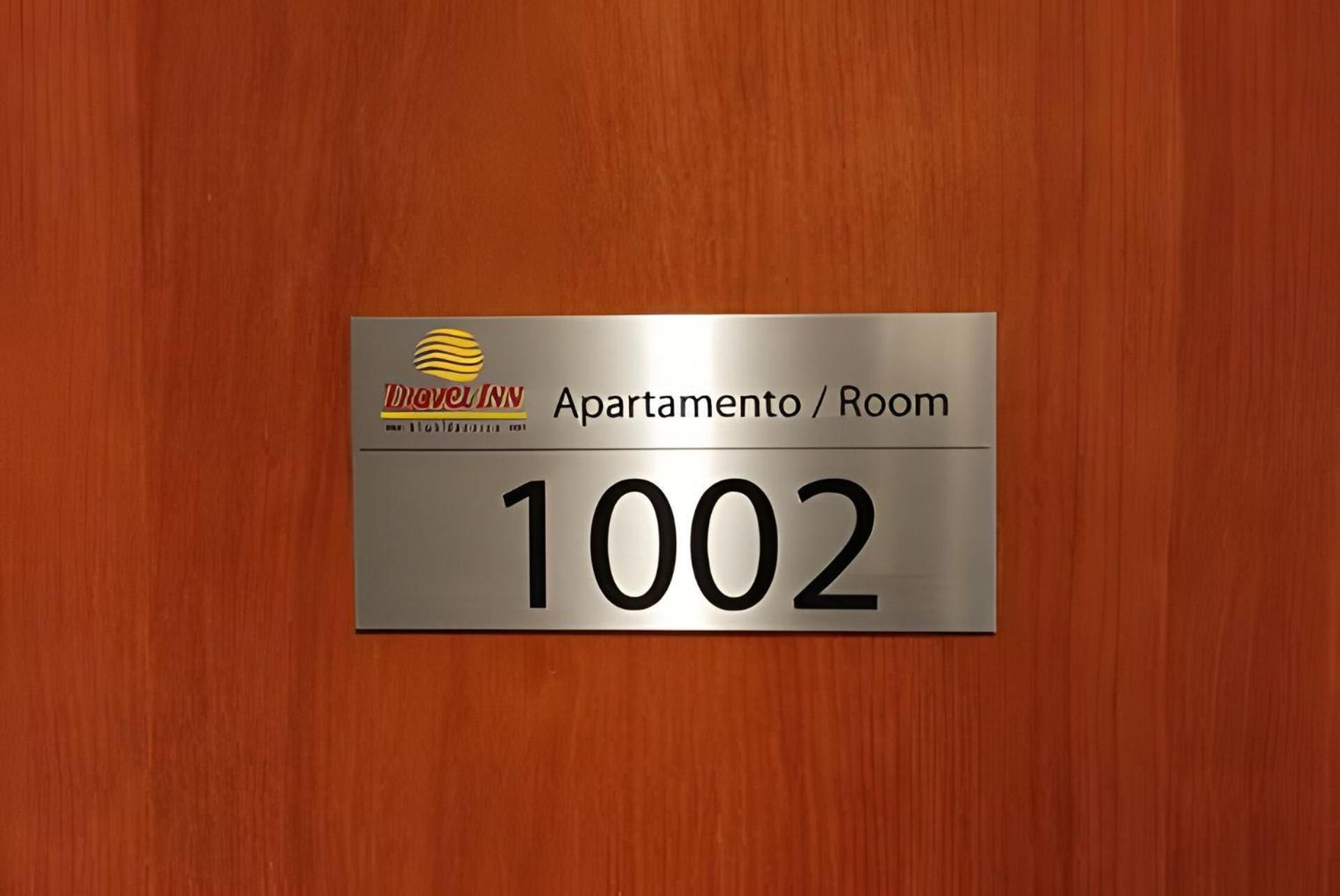 Hotel Uh1002 Flat Live Mariana/ibirapuera 4*