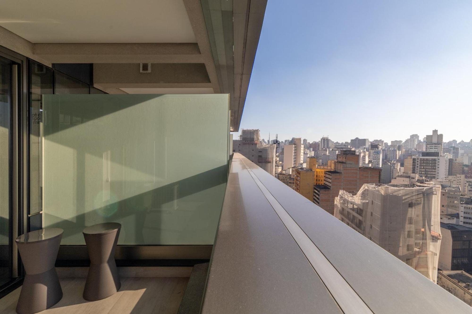 Downtown Republica Premium *