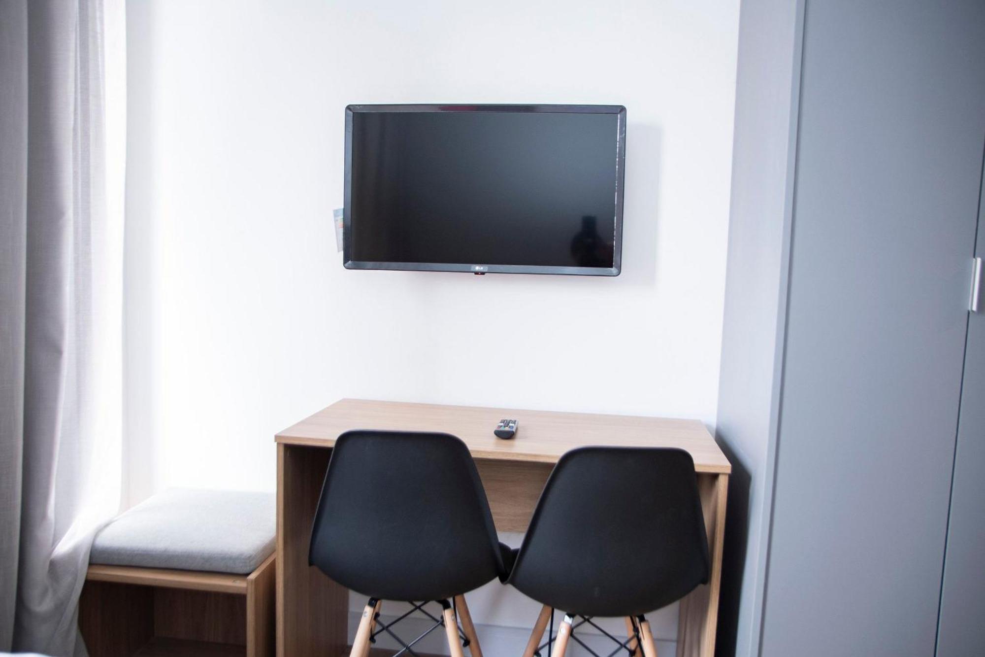 Apartemen On Alvorada By Housi