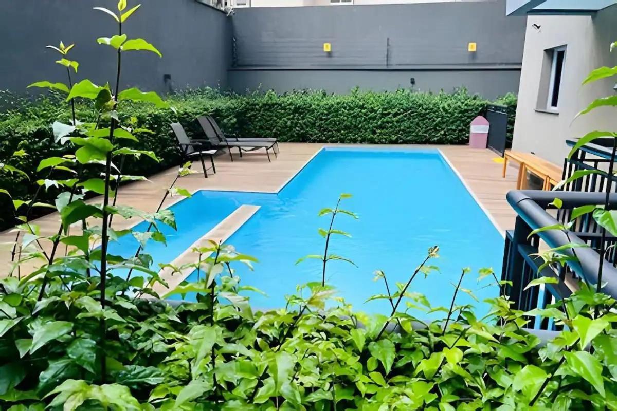 Mb611 - Apto Aconchegante Na Liberdade C/piscina * São Paulo
