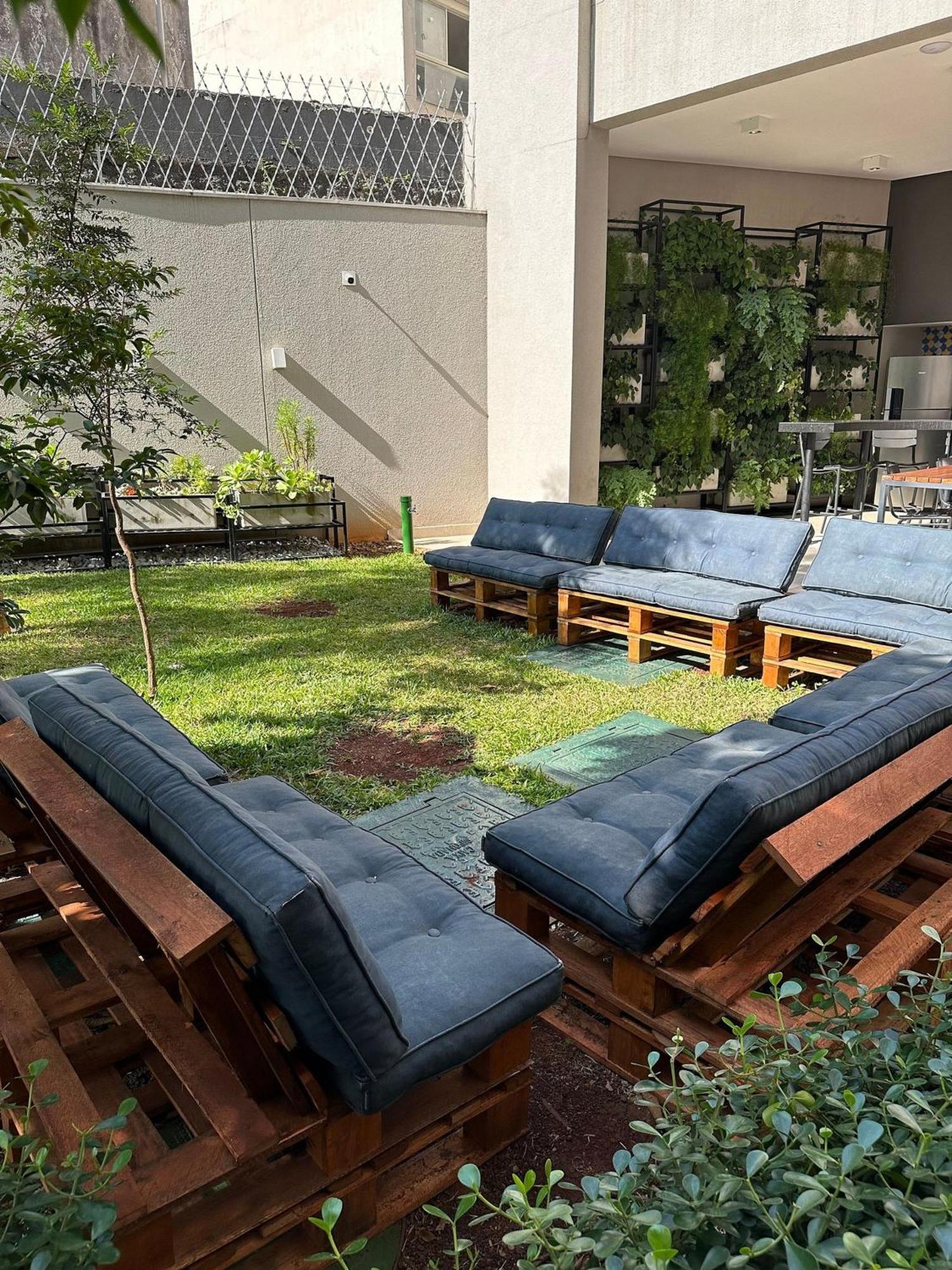 Trevizzo Houx Pinheiros Daire