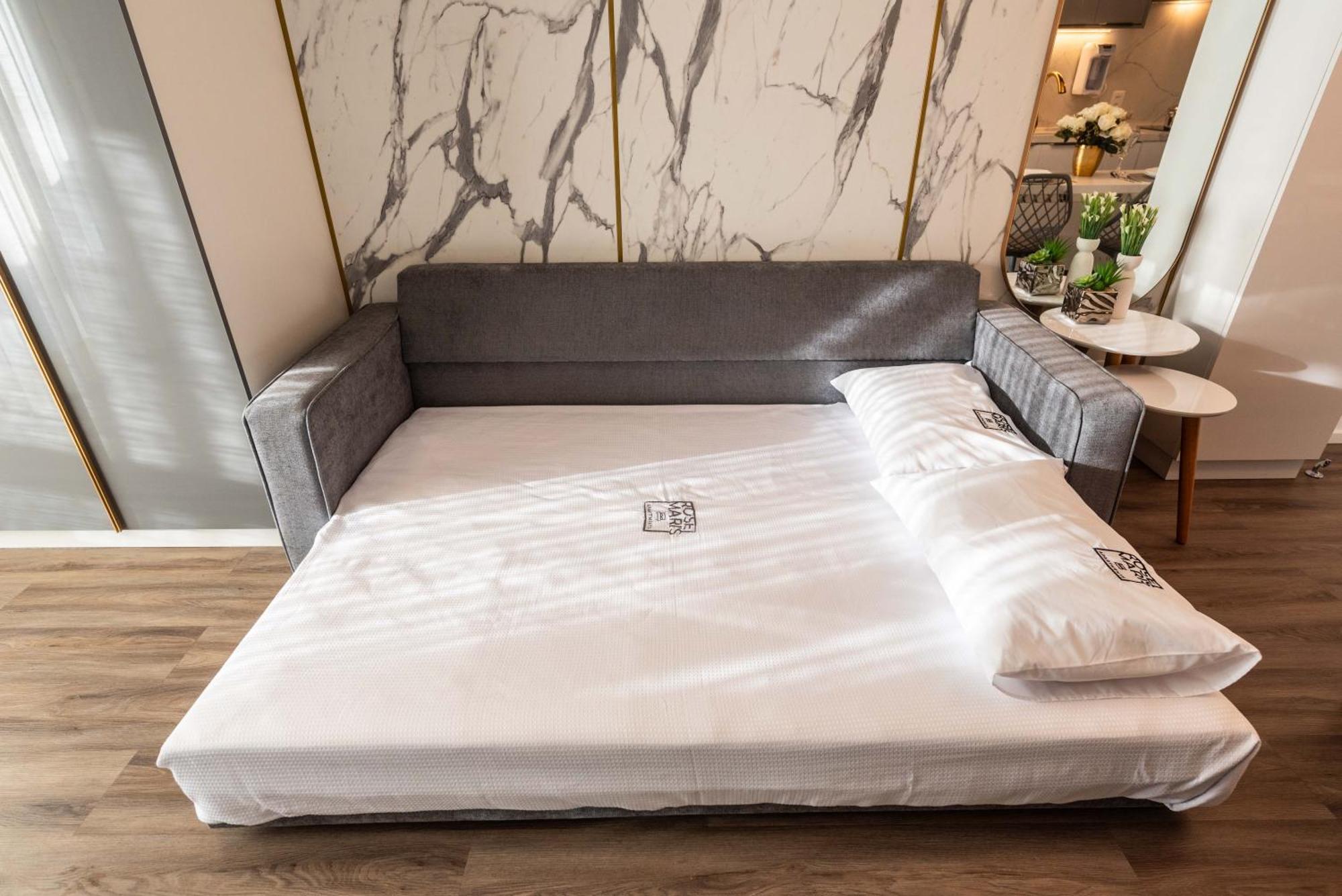 Rosemari's 4 Luxuosos Apartamento
