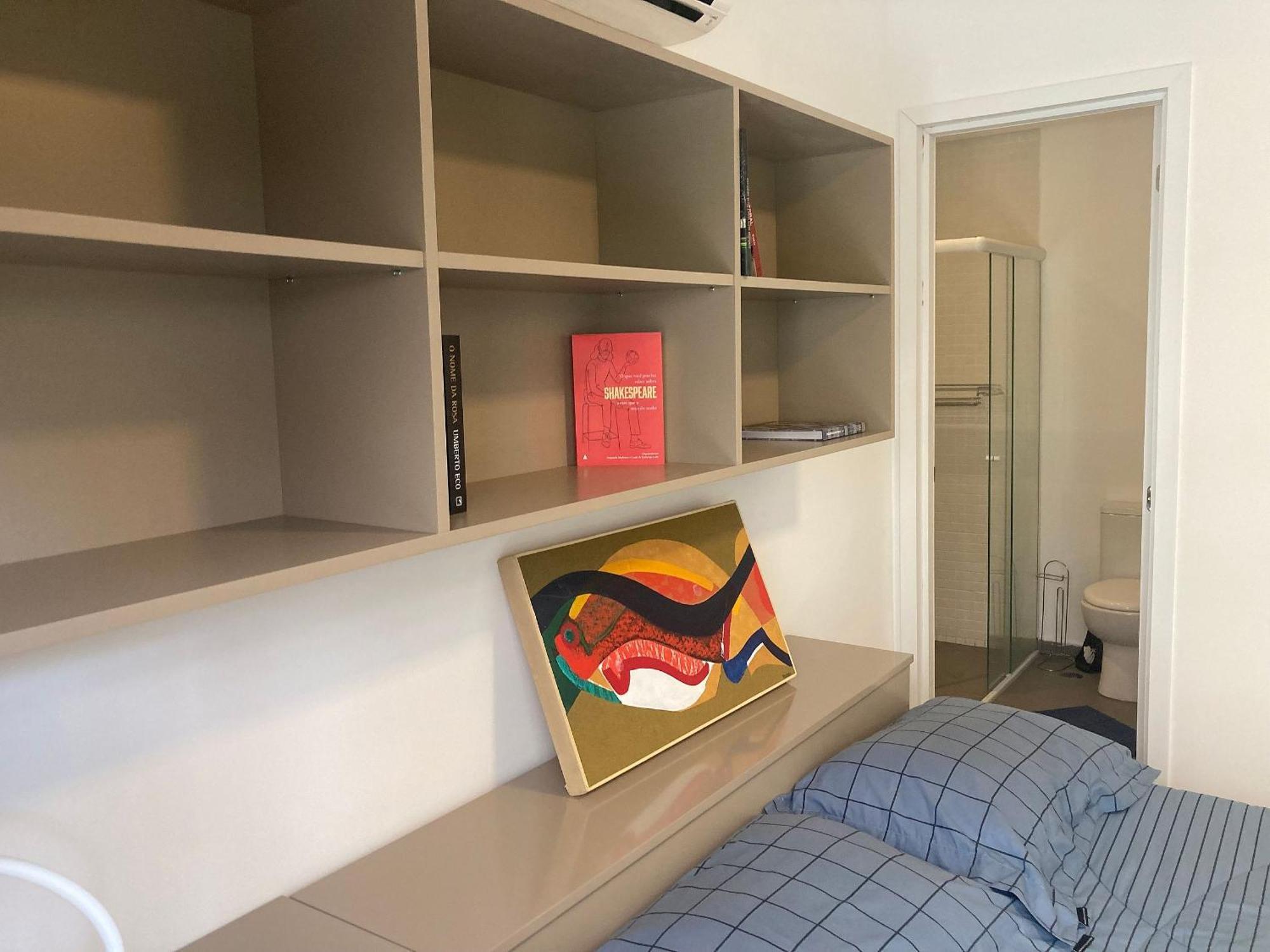 Alice Thome Apartment *