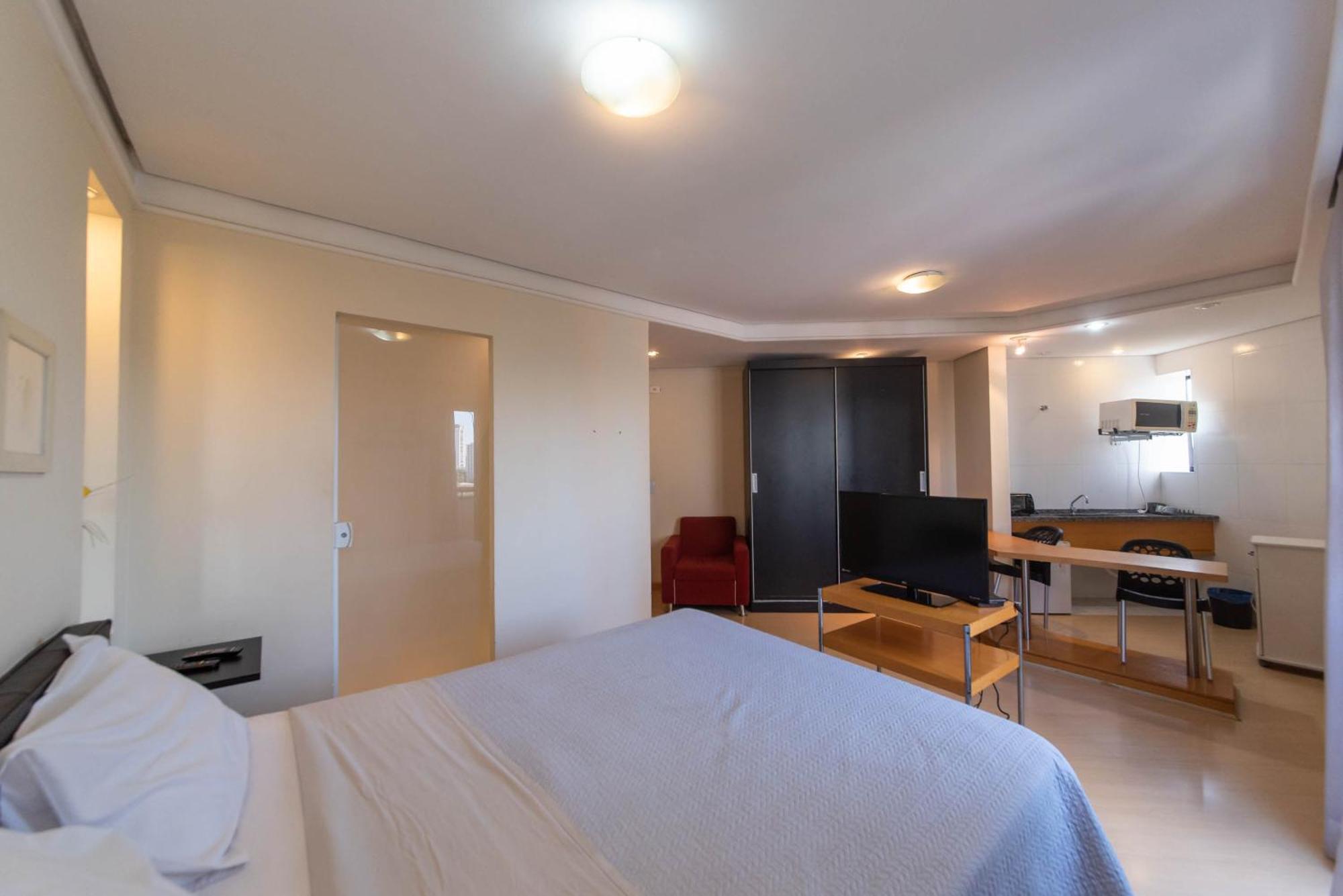 Flat Na Rua Sena Madureira - Bienal Apartamento