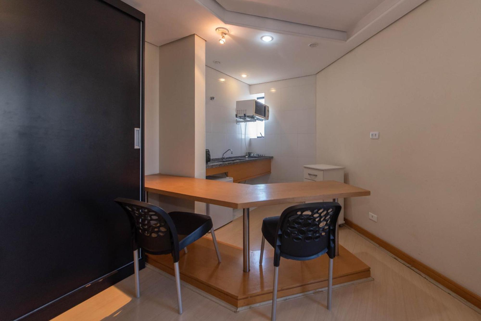 Apartamento Flat Na Rua Sena Madureira - Bienal *