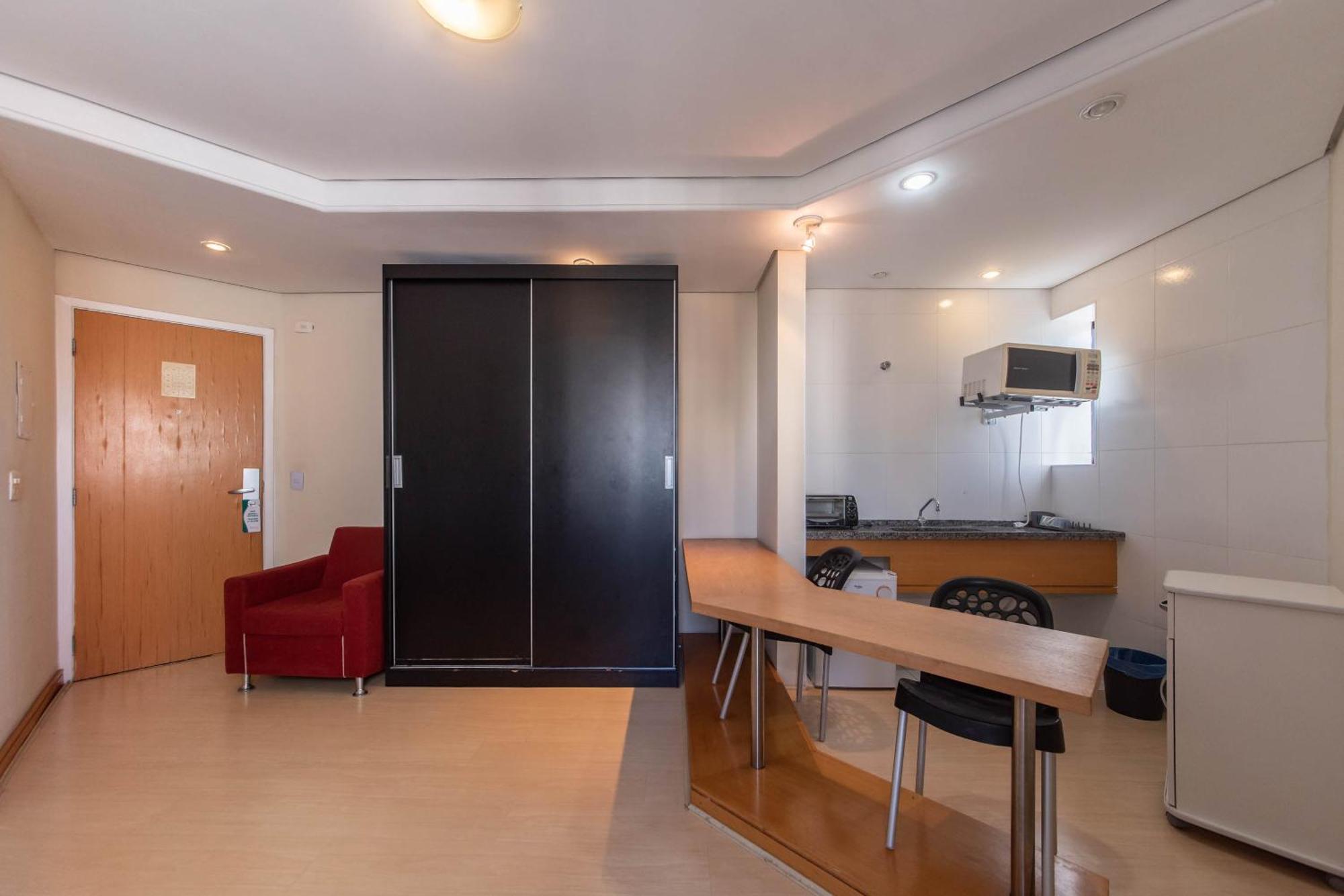 Flat Na Rua Sena Madureira - Bienal São Paulo