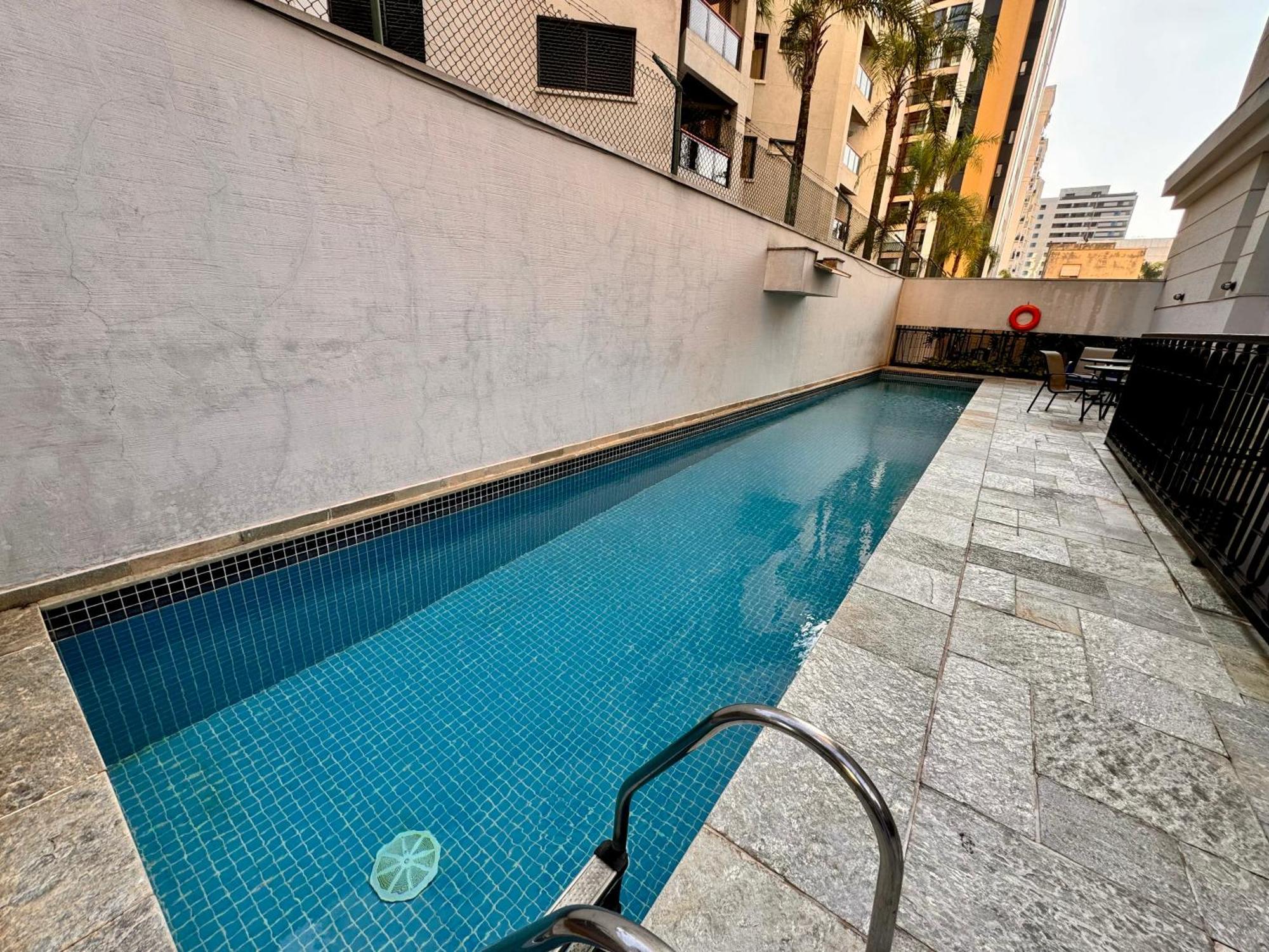 Flat Em Sao Paulo, Moema, Sp - 126 - Lazer, Ac E Estacionamento Apartment